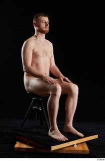 Victor  1 nude sitting whole body 0006.jpg